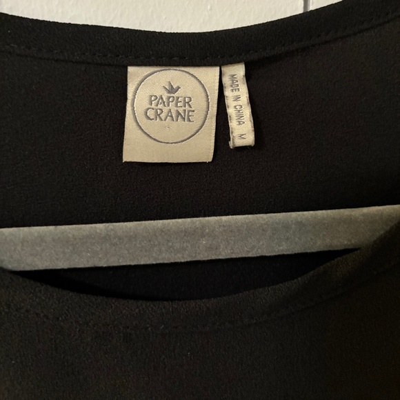 Paper Crane Black Sleeveless Blouse - Picture 2 of 3